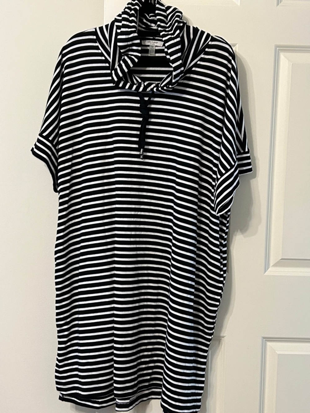 Cable & Gauge Black and White Striped Hooded Top